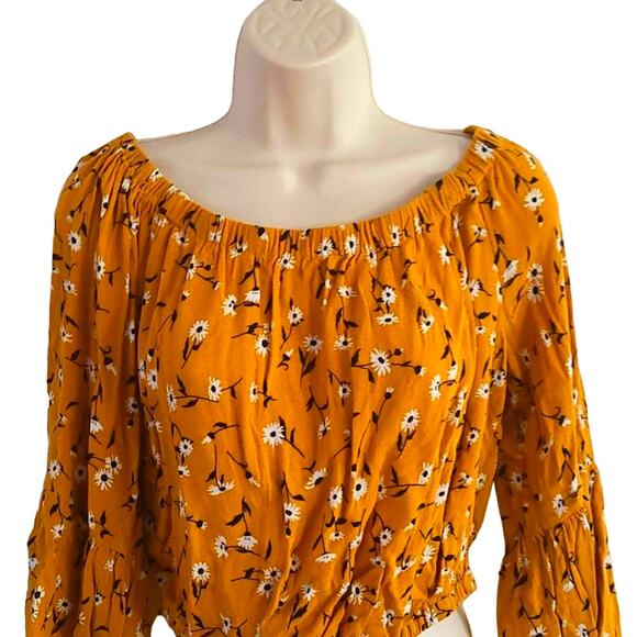 Excellent Condition Bleuh Ciel Juniors Floral Cutout Back Blouse Size Large - Picture 6 of 7